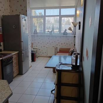 Продается 1-комнатная квартира, 46,5 м²
