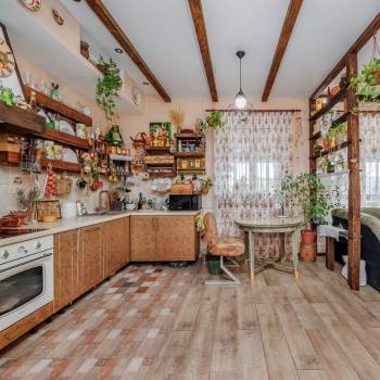 Продается Дом, 340 м²