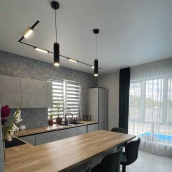 Продается Дом, 210 м²