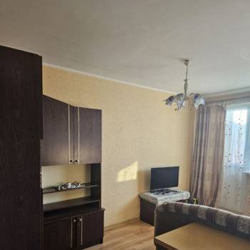 Сдается 2-х комнатная квартира, 76 м²