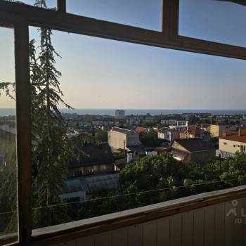 Сдается 2-х комнатная квартира, 76 м²