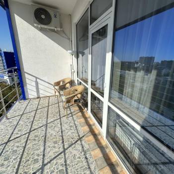 Продается 1-комнатная квартира, 44 м²