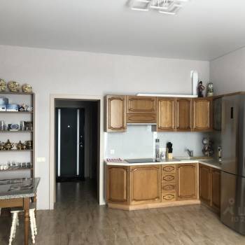 Продается 1-комнатная квартира, 44 м²