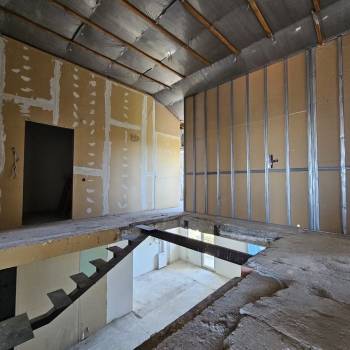 Продается Многокомнатная квартира, 205 м²