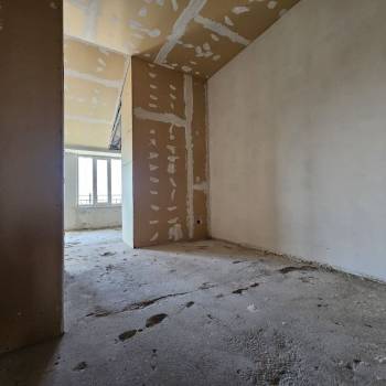 Продается Многокомнатная квартира, 205 м²