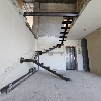 Продается Многокомнатная квартира, 205 м²