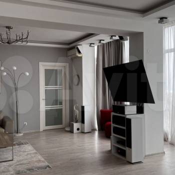 Продается 3-х комнатная квартира, 191,3 м²