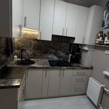 Продается 1-комнатная квартира, 27,8 м²