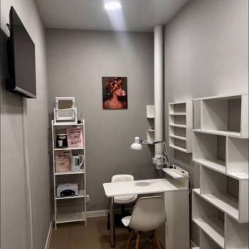 Продается Нежилое помещение, 8 м²