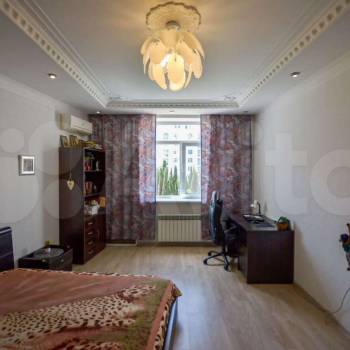 Продается Многокомнатная квартира, 124 м²