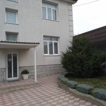 Сдается 1-комнатная квартира, 46 м²