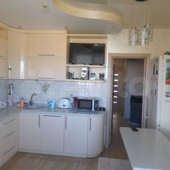 Продается 2-х комнатная квартира, 79,8 м²