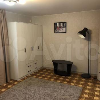 Сдается 1-комнатная квартира, 37 м²