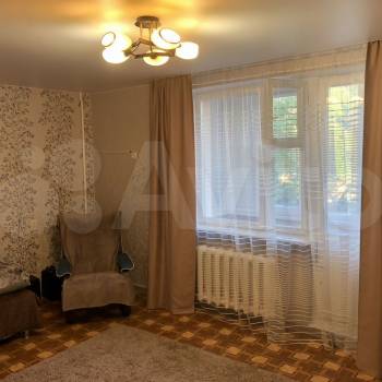 Сдается 1-комнатная квартира, 37 м²
