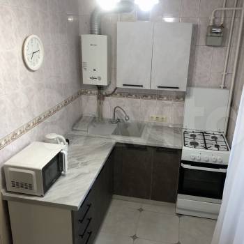 Сдается 1-комнатная квартира, 37 м²