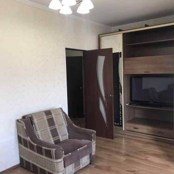 Сдается 1-комнатная квартира, 40 м²