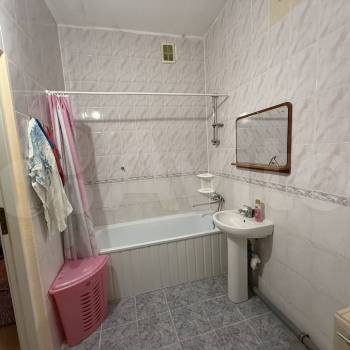 Продается 1-комнатная квартира, 55,4 м²