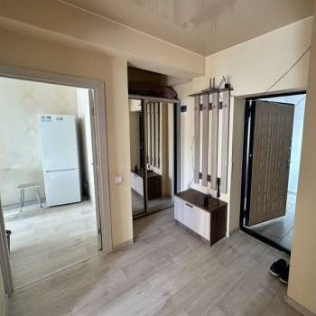 Продается 1-комнатная квартира, 50 м²