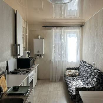 Продается 1-комнатная квартира, 50 м²