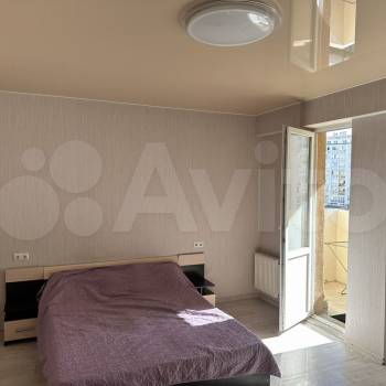 Продается 1-комнатная квартира, 50 м²
