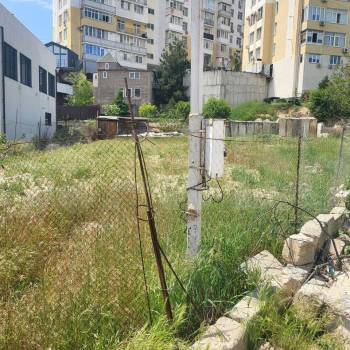 Продается 3-х комнатная квартира, 180 м²