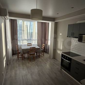 Сдается 1-комнатная квартира, 43 м²
