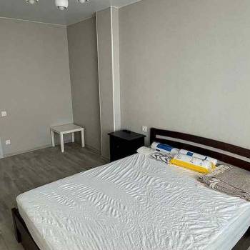 Сдается 1-комнатная квартира, 43 м²