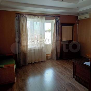 Сдается 2-х комнатная квартира, 65 м²