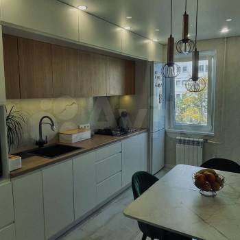 Продается Многокомнатная квартира, 90,5 м²