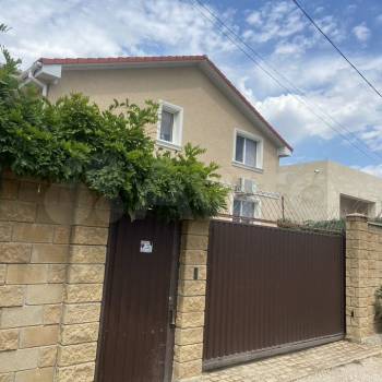 Продается Дом, 240 м²