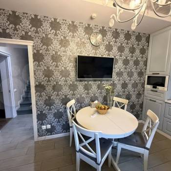 Продается Дом, 240 м²