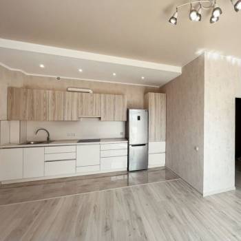 Продается 2-х комнатная квартира, 79 м²