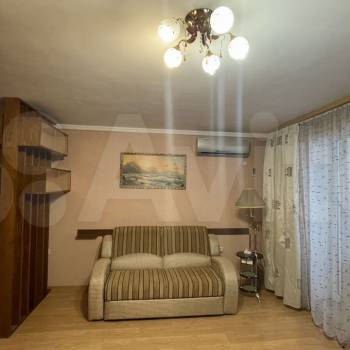 Сдается 2-х комнатная квартира, 75 м²