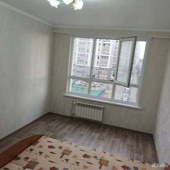 Сдается Многокомнатная квартира, 80 м²