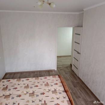 Сдается Многокомнатная квартира, 80 м²