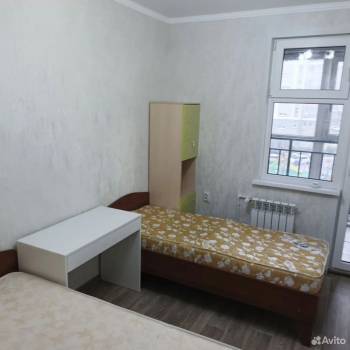 Сдается Многокомнатная квартира, 80 м²