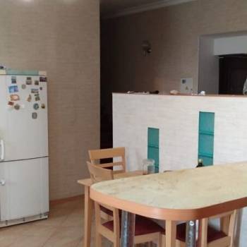 Сдается Многокомнатная квартира, 90 м²