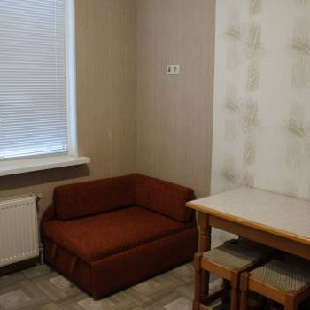 Сдается 1-комнатная квартира, 42 м²