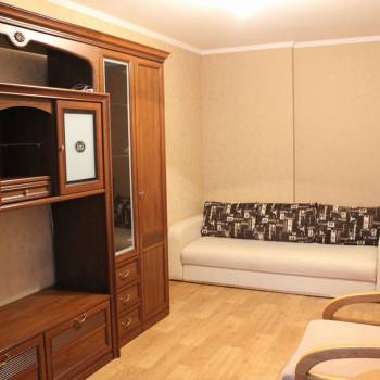 Сдается 1-комнатная квартира, 42 м²