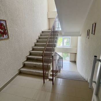 Продается 1-комнатная квартира, 42 м²