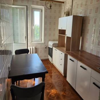 Сдается Многокомнатная квартира, 76 м²