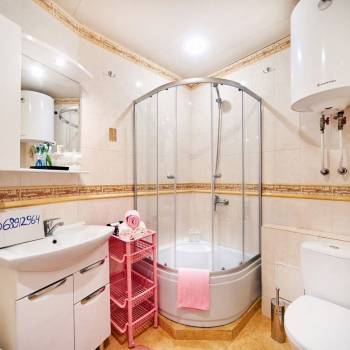 Сдается 2-х комнатная квартира, 60 м²