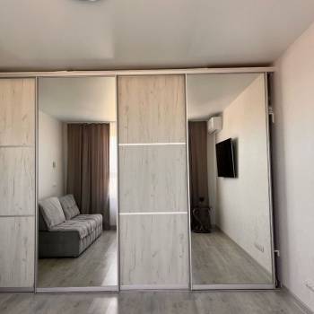 Продается 1-комнатная квартира, 37 м²