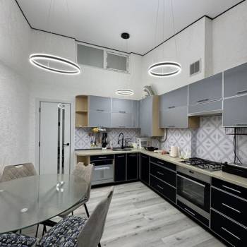Продается 2-х комнатная квартира, 70 м²