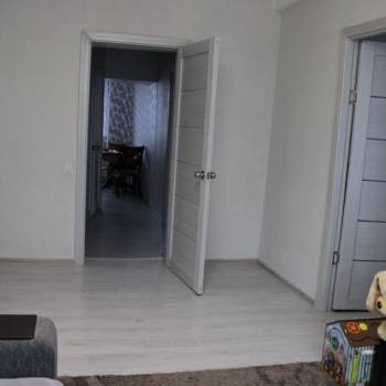 Продается 3-х комнатная квартира, 62 м²