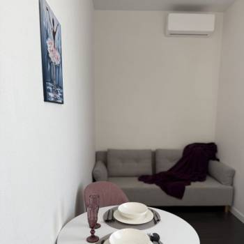 Продается 1-комнатная квартира, 32 м²