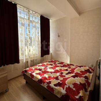 Продается 1-комнатная квартира, 49 м²