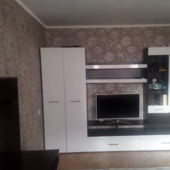 Сдается Многокомнатная квартира, 64 м²