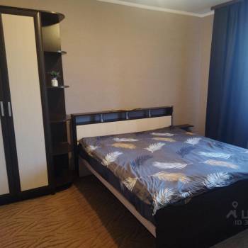 Сдается Многокомнатная квартира, 64 м²