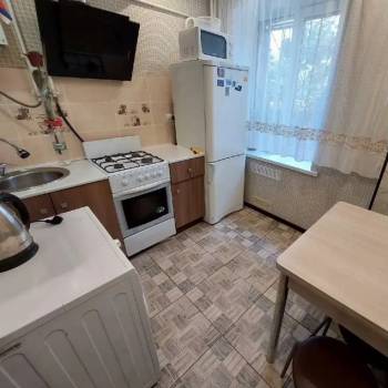 Сдается 1-комнатная квартира, 39 м²